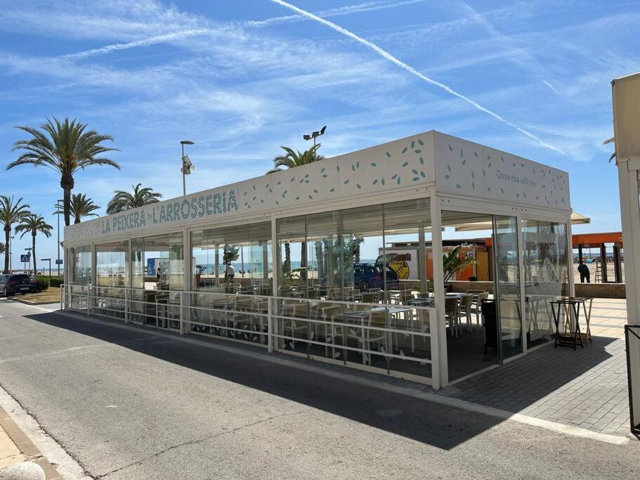 Cunit, Front Line With Sea View Apartment Exterior photo